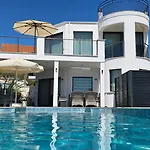 Villa Ekinoks